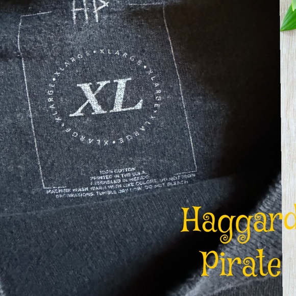 Support your local Pirate T-shirt.  Haggard Pirate - Picture 4 of 4